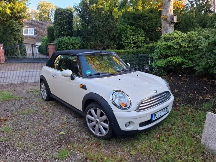 MINI Cooper Cabrio