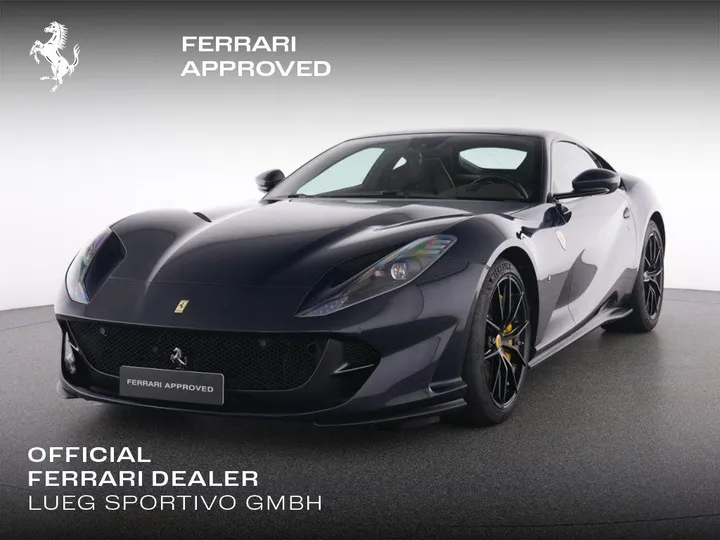 Ferrari 812