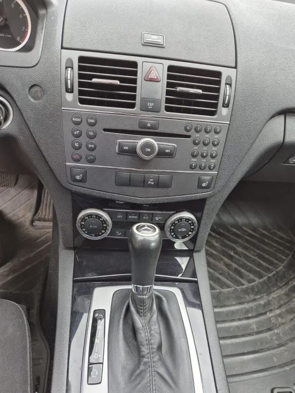 Mercedes-Benz C 180