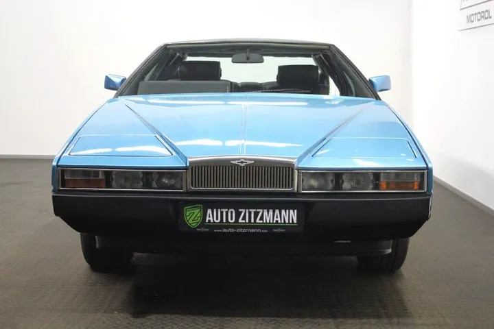 Aston Martin Lagonda