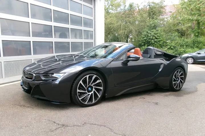 BMW i8