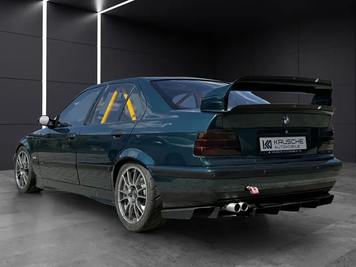 BMW 328