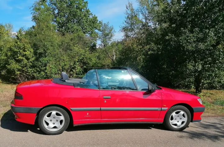 Peugeot 306