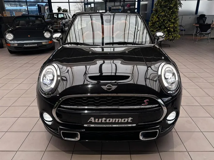 MINI Cooper SD Cabrio