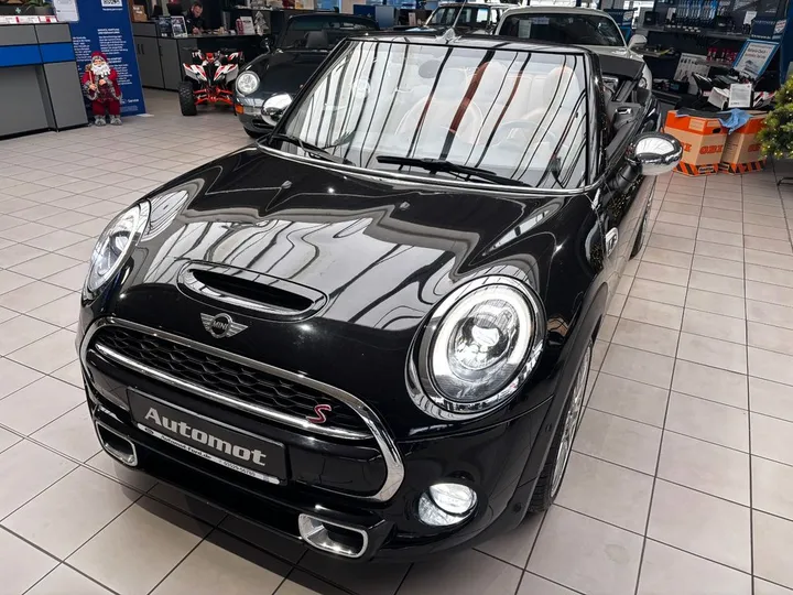 MINI Cooper SD Cabrio