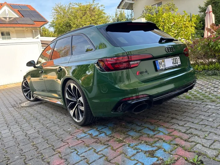 Audi RS4