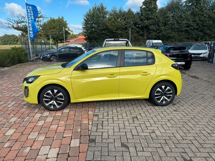 Peugeot 208