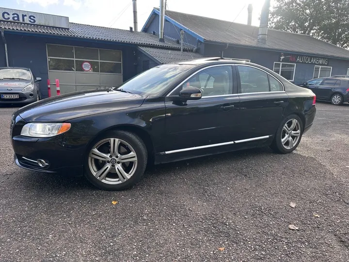 Volvo S80