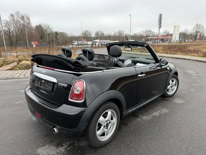 MINI Cooper Cabrio