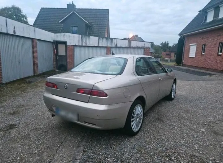 Alfa Romeo 156