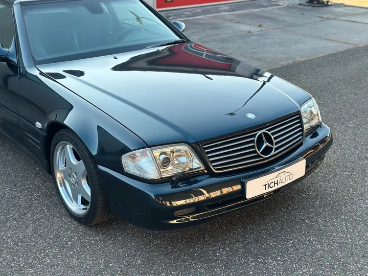 Mercedes-Benz SL 320