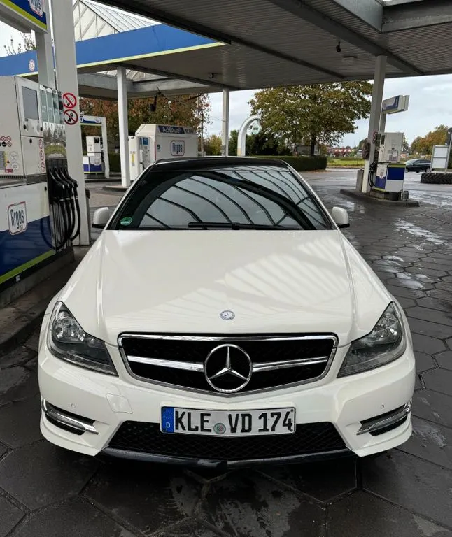 Mercedes-Benz C 180