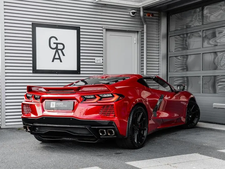 Corvette C8