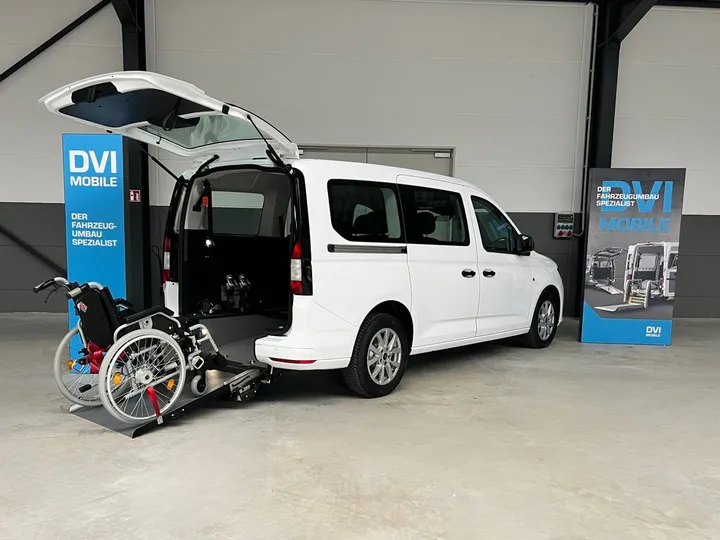 Ford Grand Tourneo