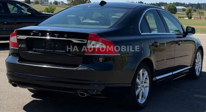 Volvo S80