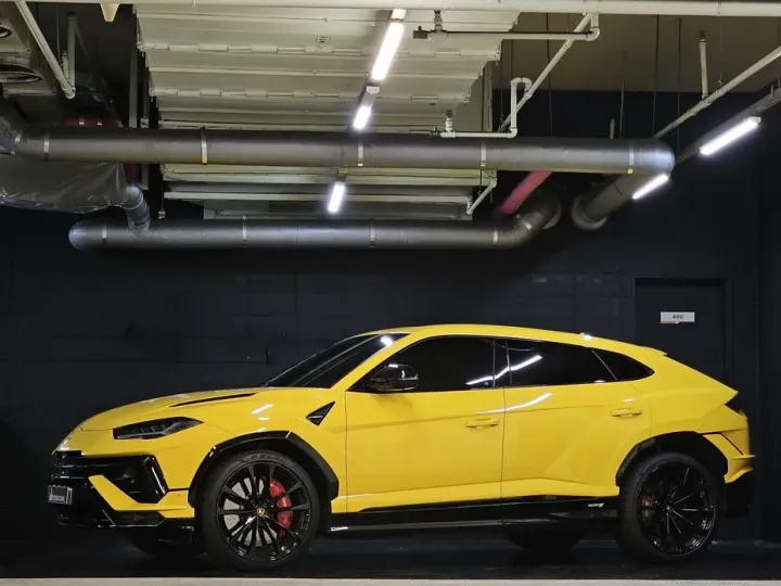 Lamborghini Urus