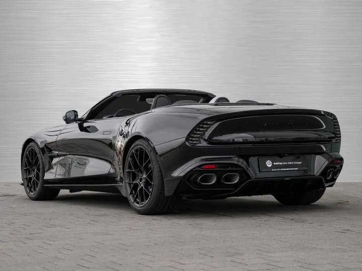 Aston Martin Vanquish