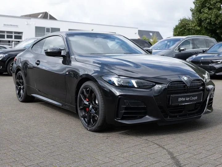 BMW M440