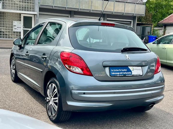 Peugeot 207