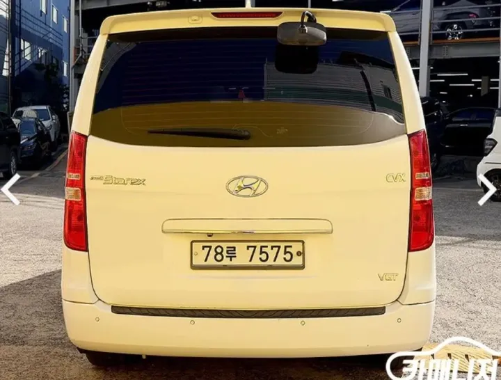 Hyundai Starex