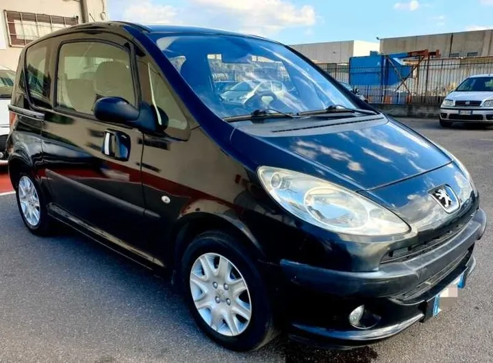 Peugeot 1007