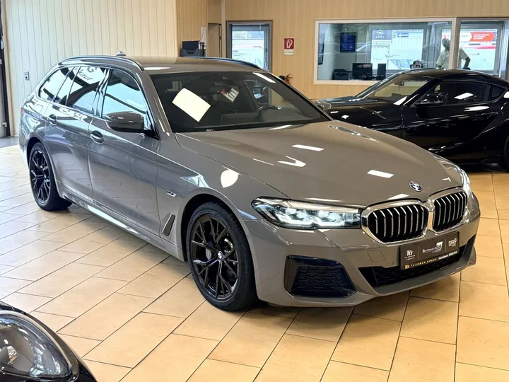 BMW 530