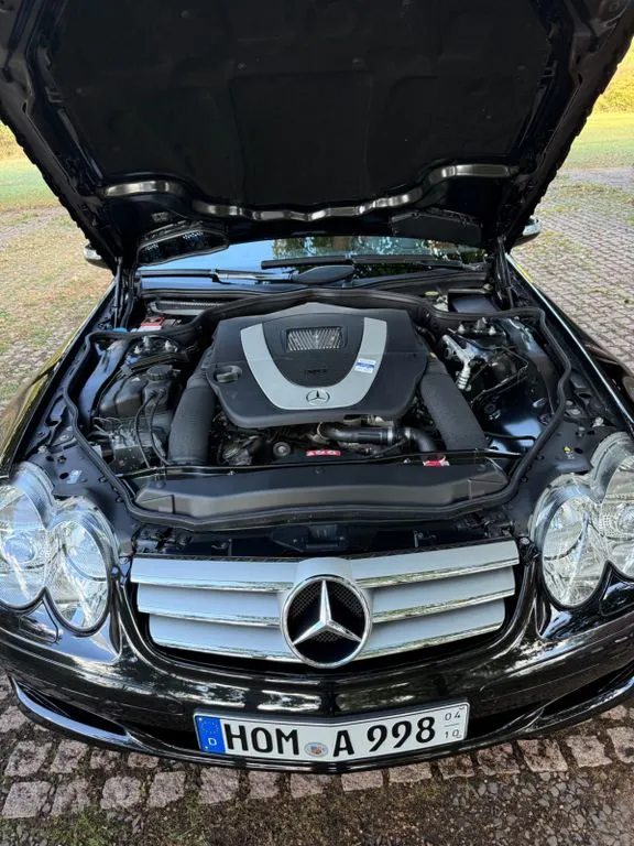 Mercedes-Benz 230