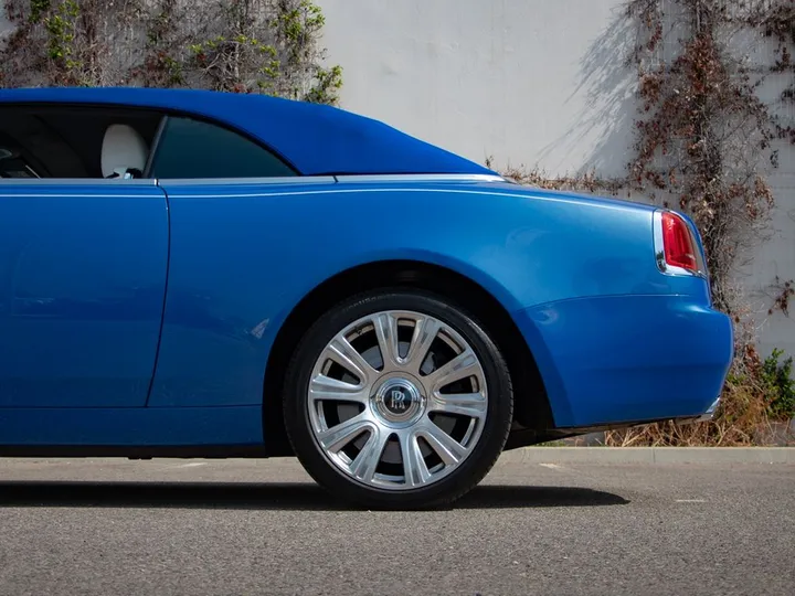 Rolls-Royce Dawn