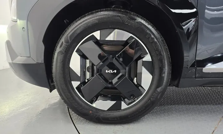 Kia EV5