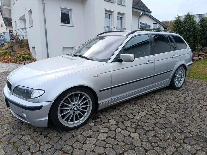 BMW 325
