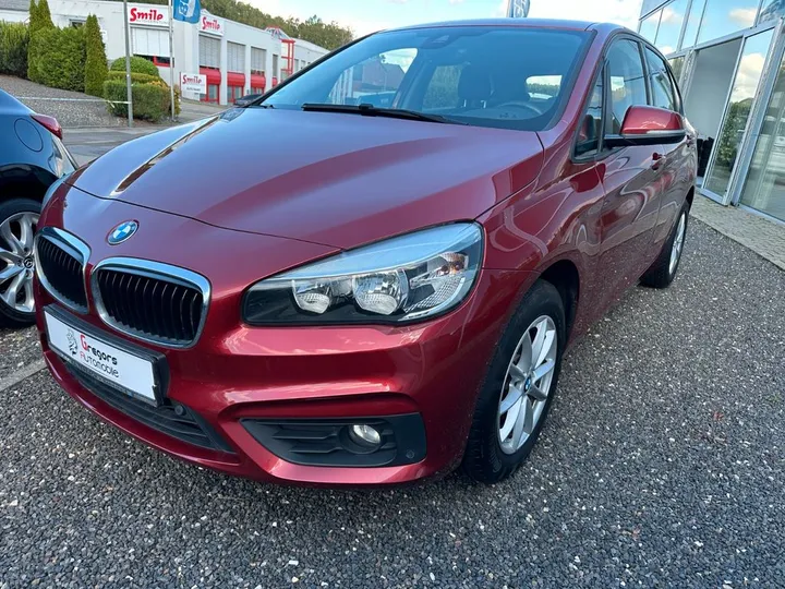 BMW 218