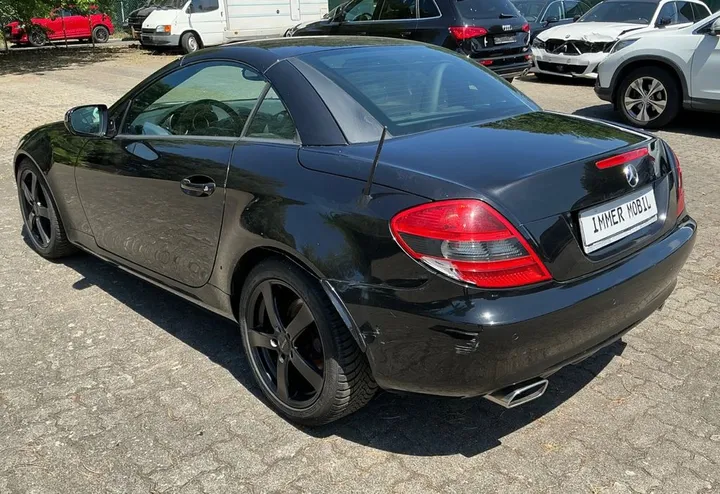 Mercedes-Benz SLK 350
