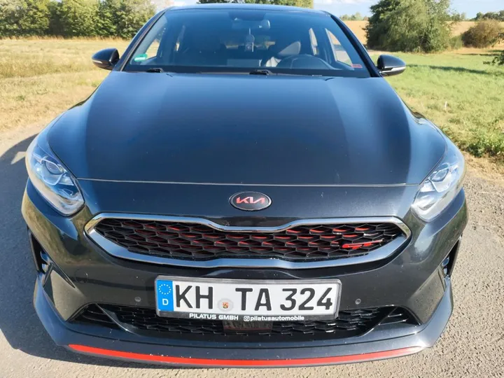 Kia pro cee'd / ProCeed