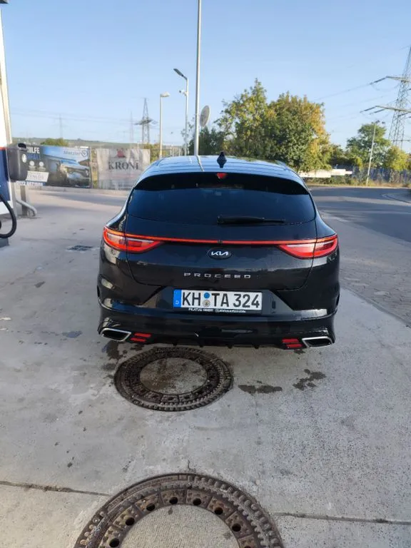 Kia pro cee'd / ProCeed
