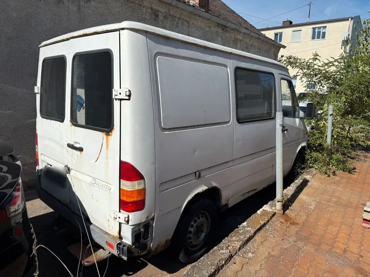 Mercedes-Benz Sprinter