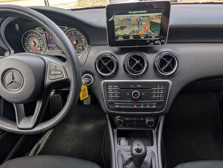 Mercedes-Benz A 160