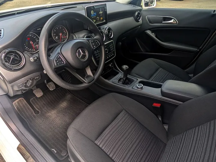 Mercedes-Benz A 160