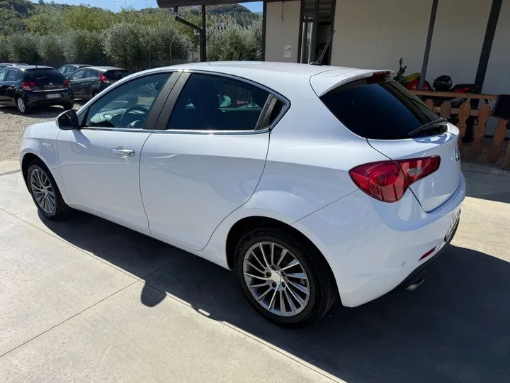 Alfa Romeo Giulietta