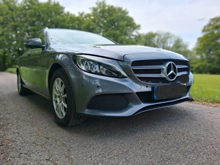Mercedes-Benz C 180