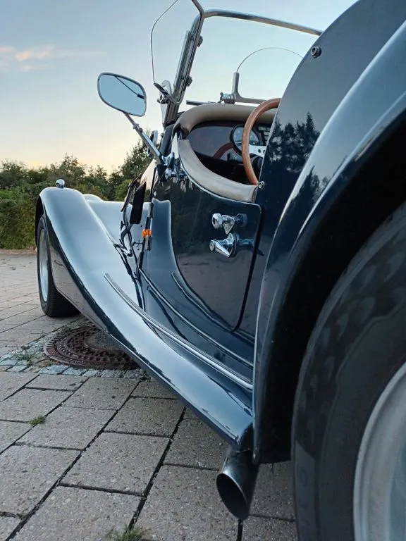 Morgan Plus 8