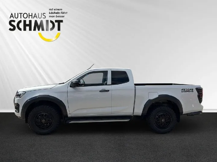 Isuzu D-Max