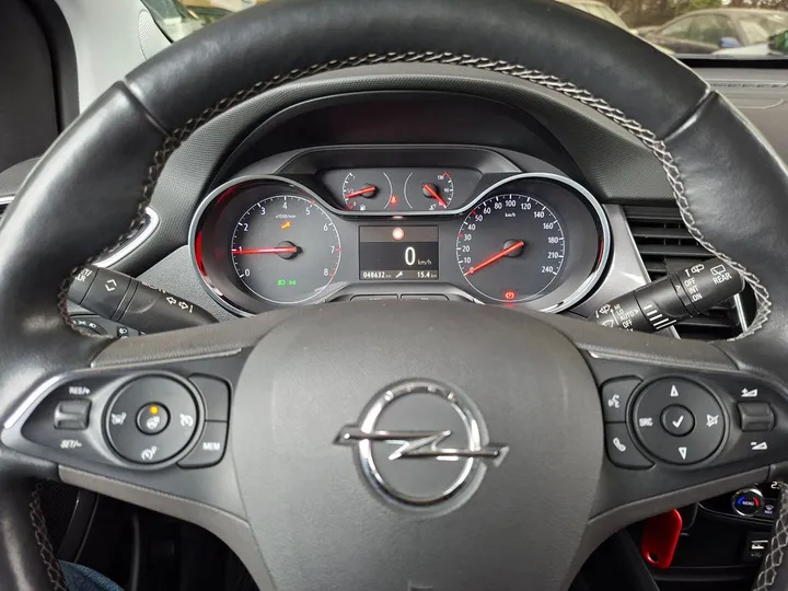 Opel Crossland (X)