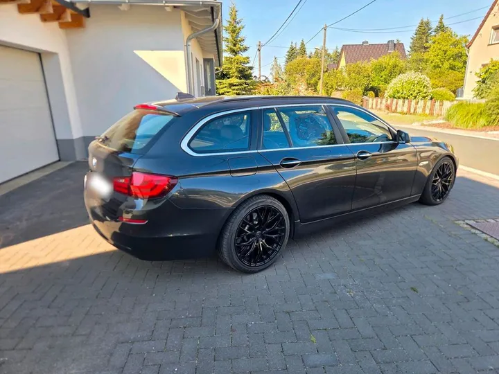 BMW 525