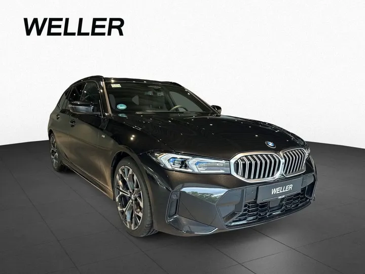BMW 330