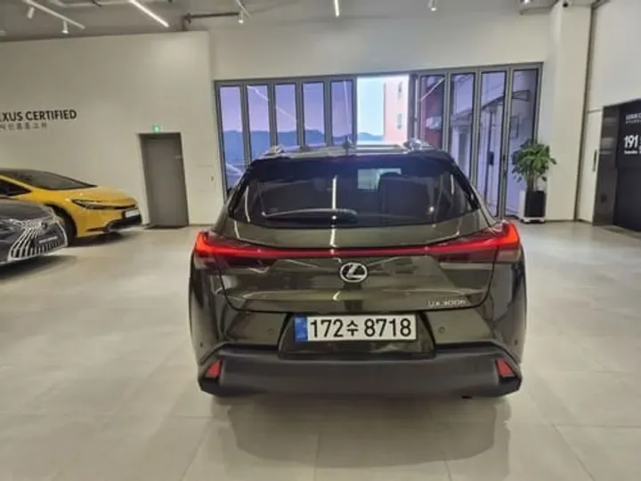 Lexus UX