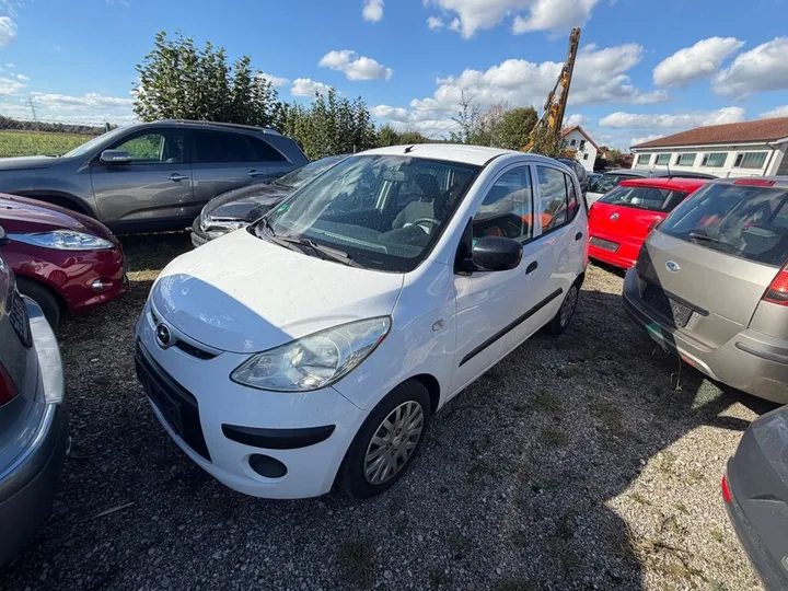 Hyundai i10