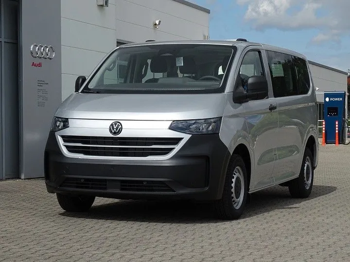 Volkswagen T7 Kombi