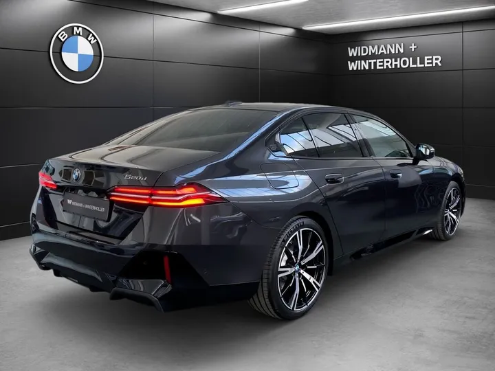 BMW 520