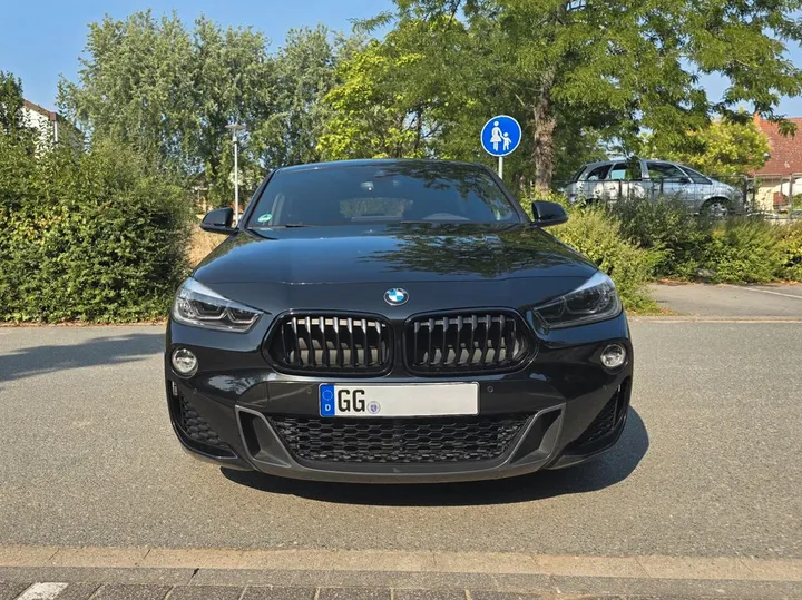 BMW X2