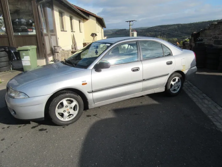Mitsubishi Carisma